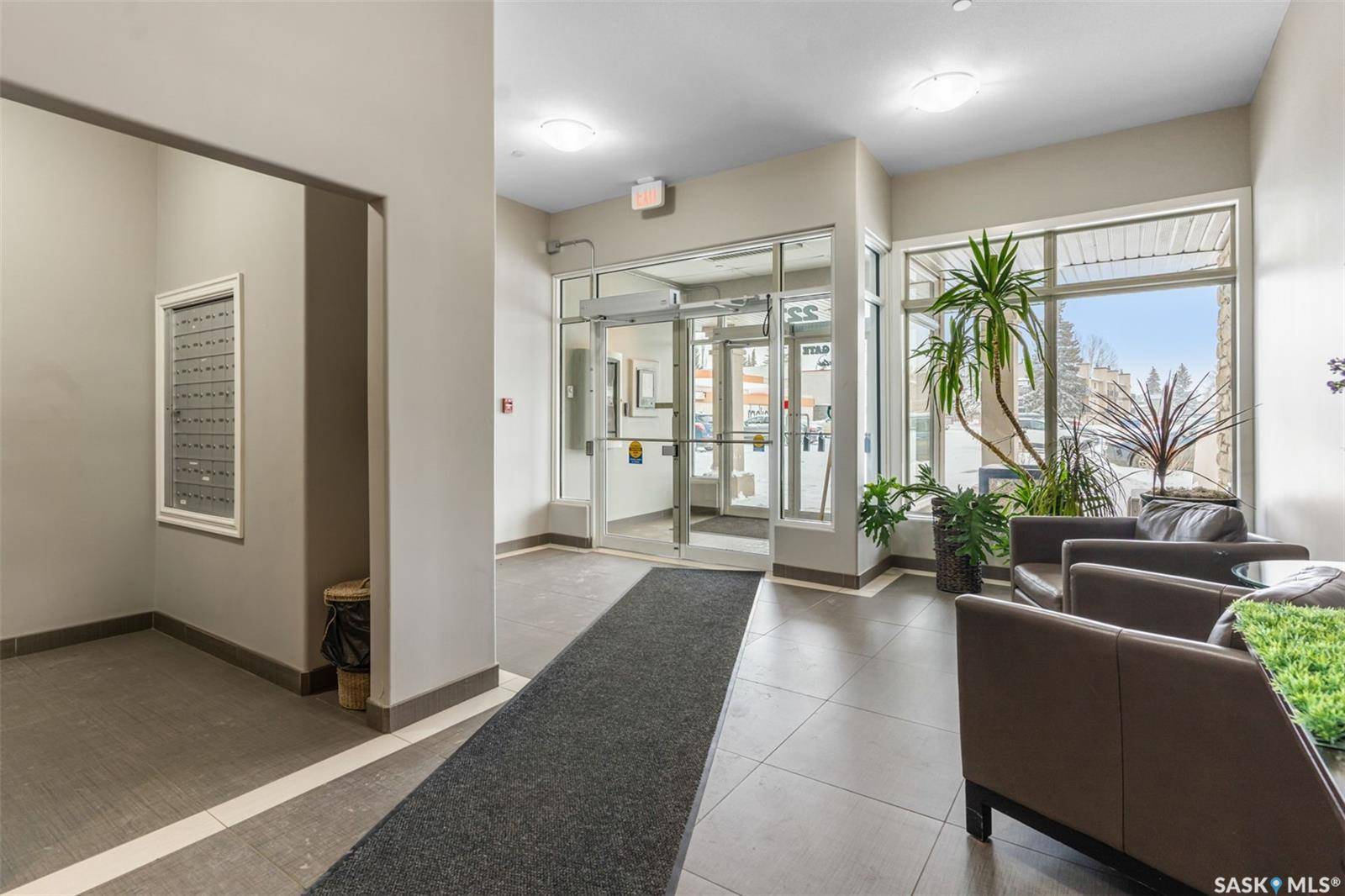 Saskatoon, SK S7K 4W9,227 Pinehouse DRIVE #206