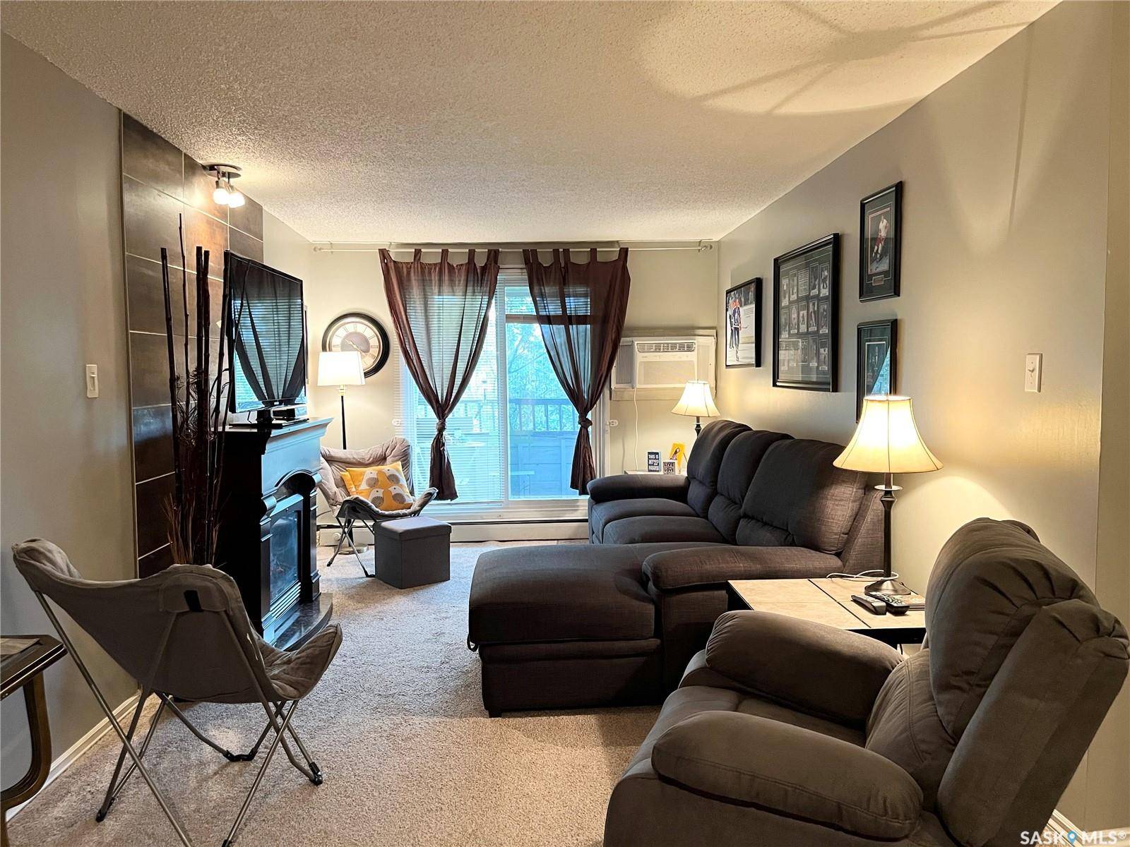529 X AVENUE S #401, Saskatoon, SK S7M 4P8