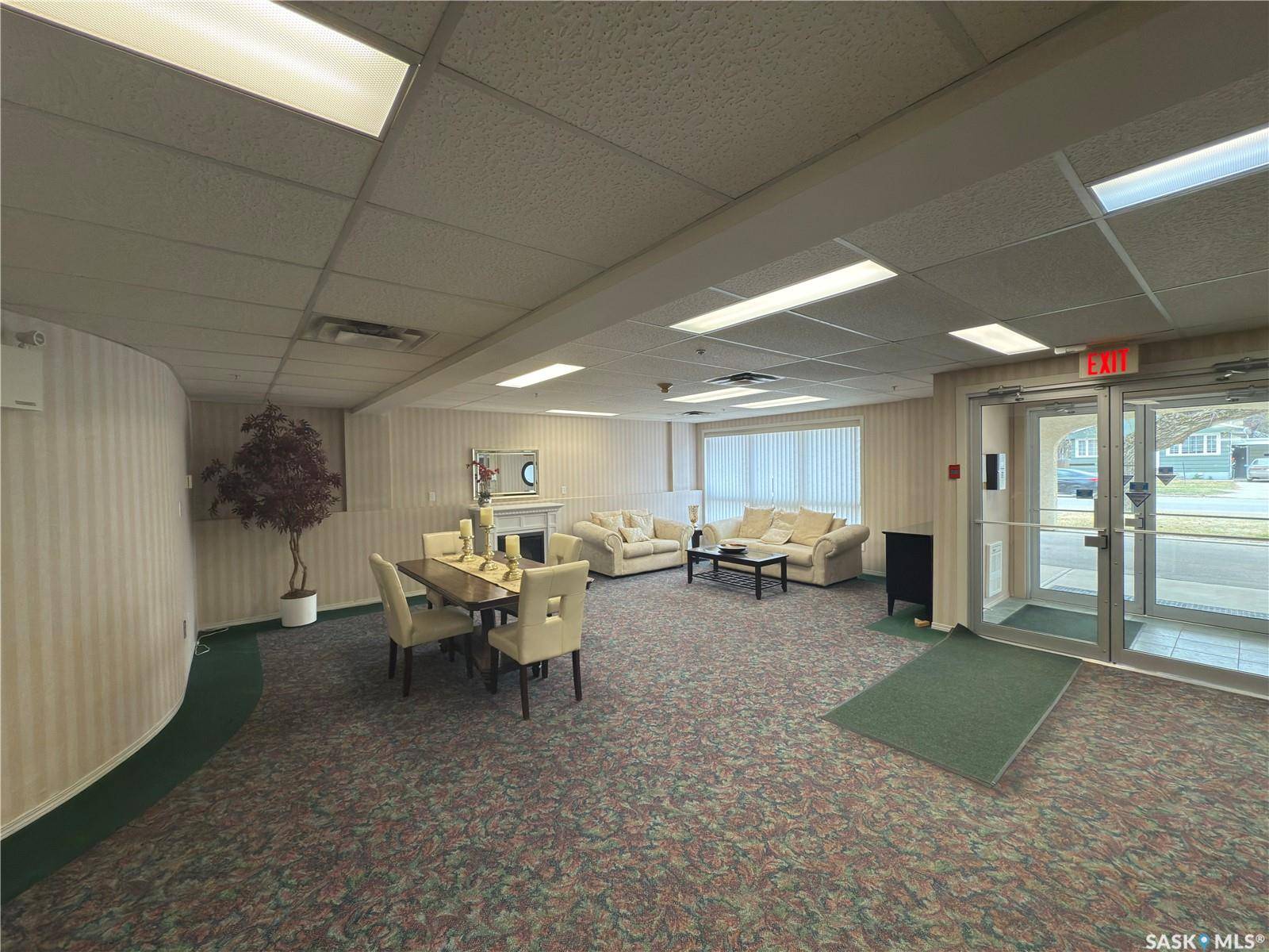 Prince Albert, SK S6V 0A6,544 RIVER STREET E #204