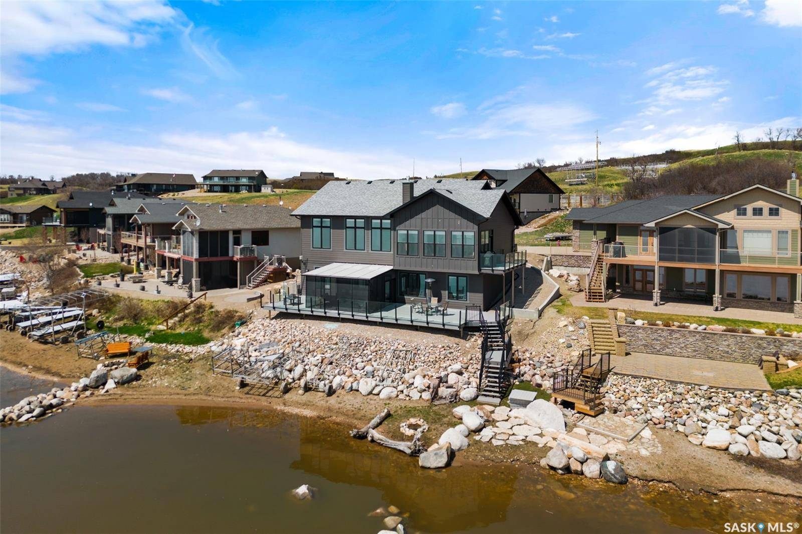 332 Mihr BAY, Mckillop Rm No. 220, SK S0G 4L0