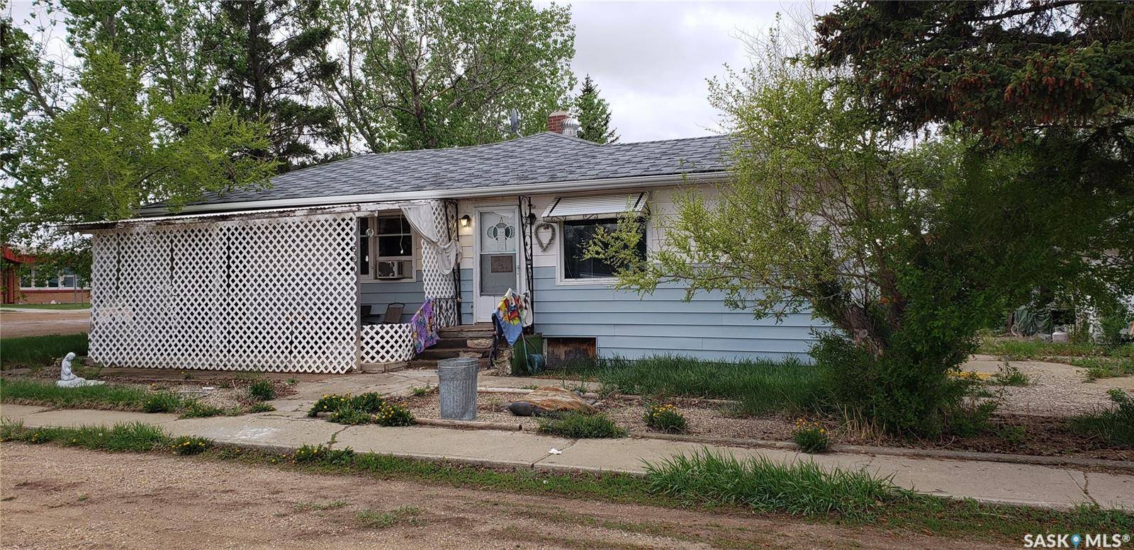 324 2nd STREET W, Lafleche, SK S0H 2K0