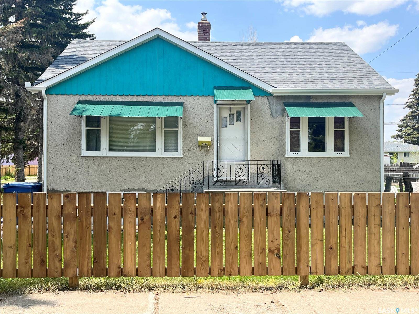 1141 109th STREET, North Battleford, SK S9A 2E5