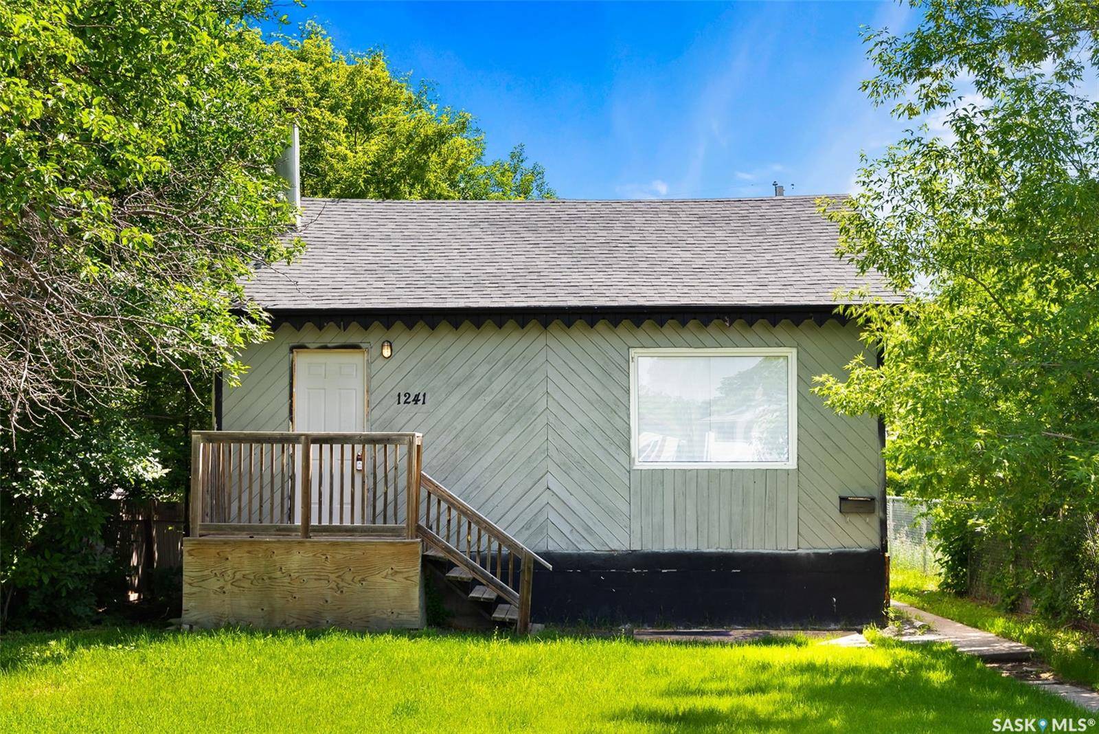 1241 Princess STREET, Regina, SK S4T 3Y7