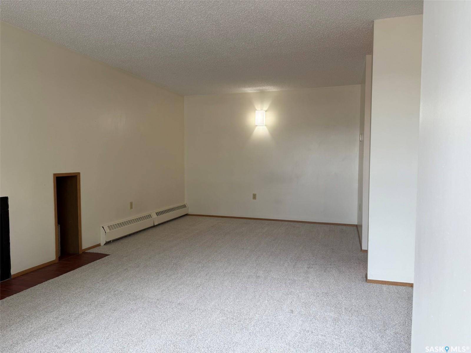 Moose Jaw, SK S6J 1G6,67 Wood Lily DRIVE #416