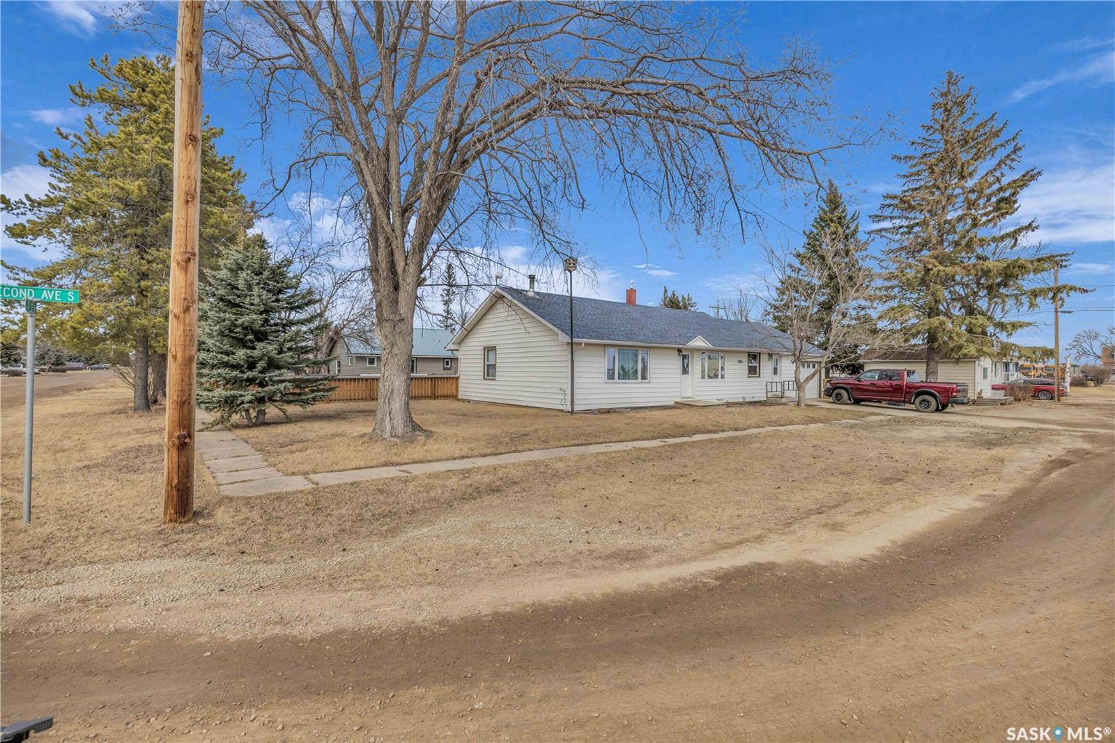 Goodsoil, SK S0M 1A0,103 2ND AVENUE S