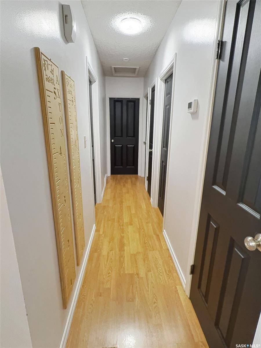 Estevan, SK S4A 1R7,713 Albert STREET