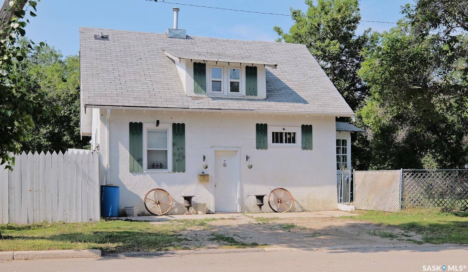 Rosetown, SK S0L 2V0,801 George STREET