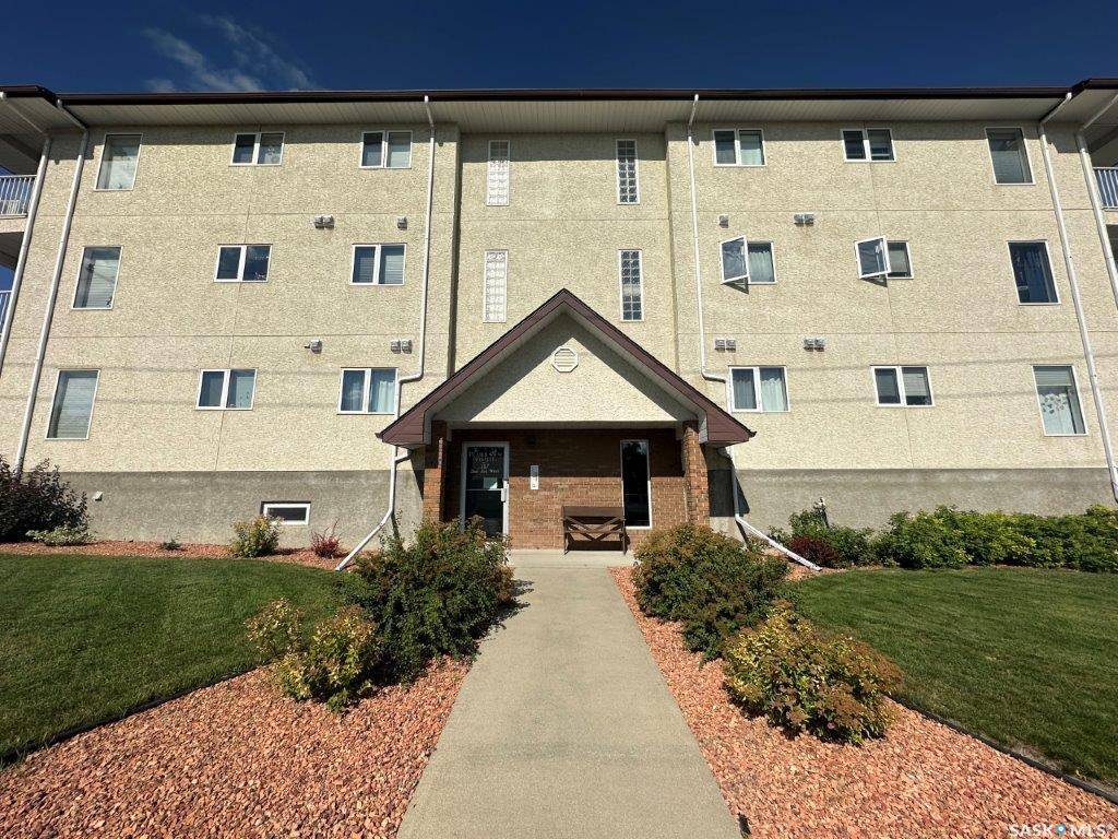 117 2nd AVENUE W #301, Kindersley, SK S0L 1S0