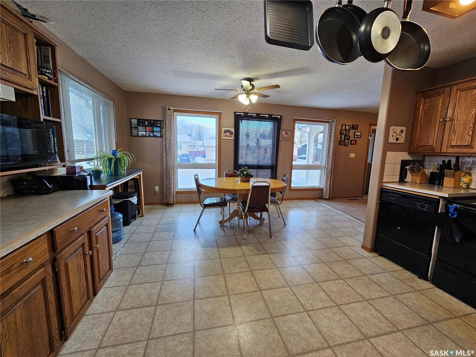 Unity, SK S0K 4L0,380 3rd STREET W