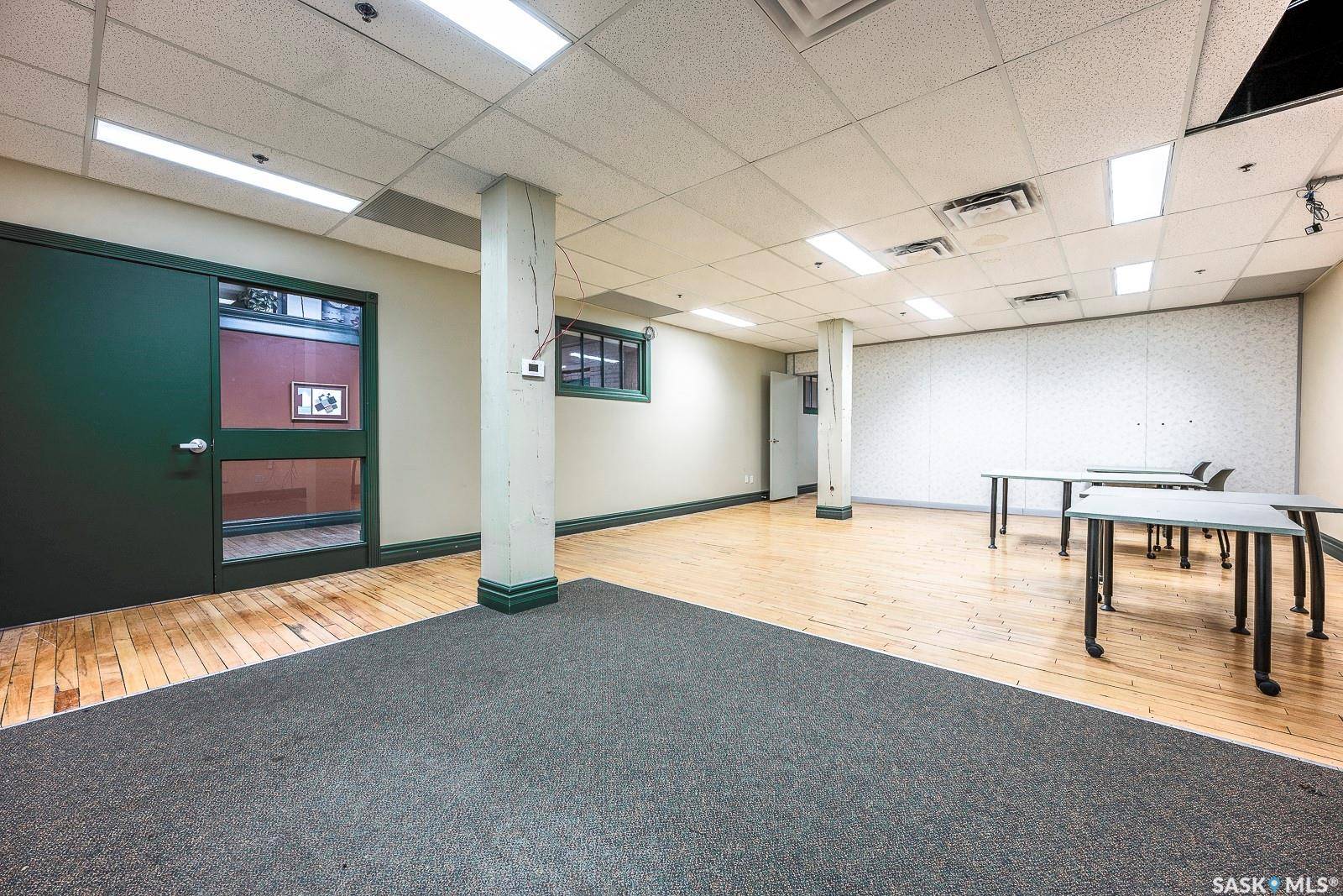 Regina, SK S4R 1Y2,1275 BROAD STREET #202