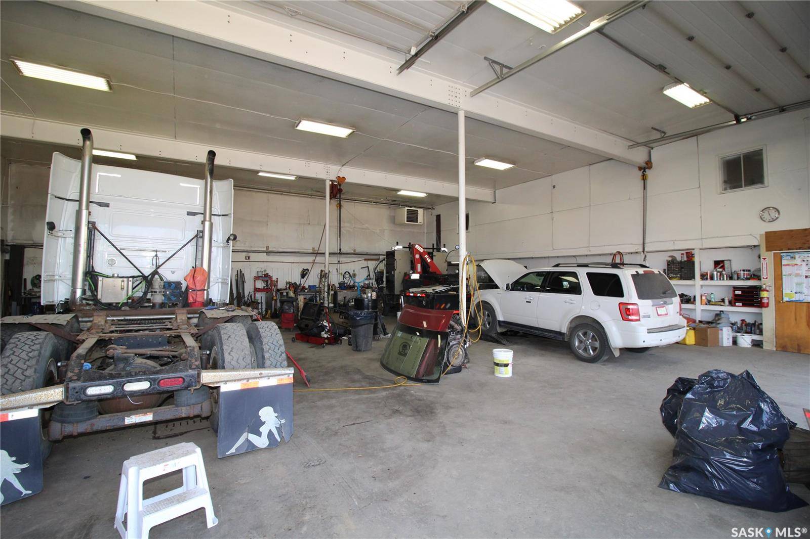 Battleford, SK S0M 0E0,102 5th AVENUE W
