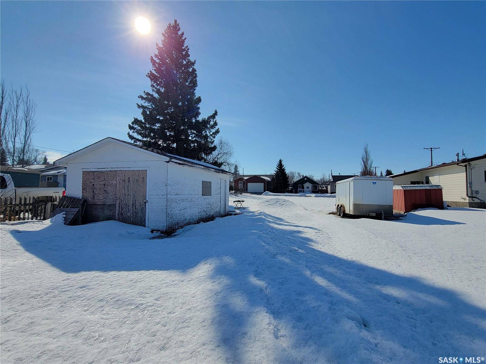 Unity, SK S0K 4L0,133 5th AVENUE E