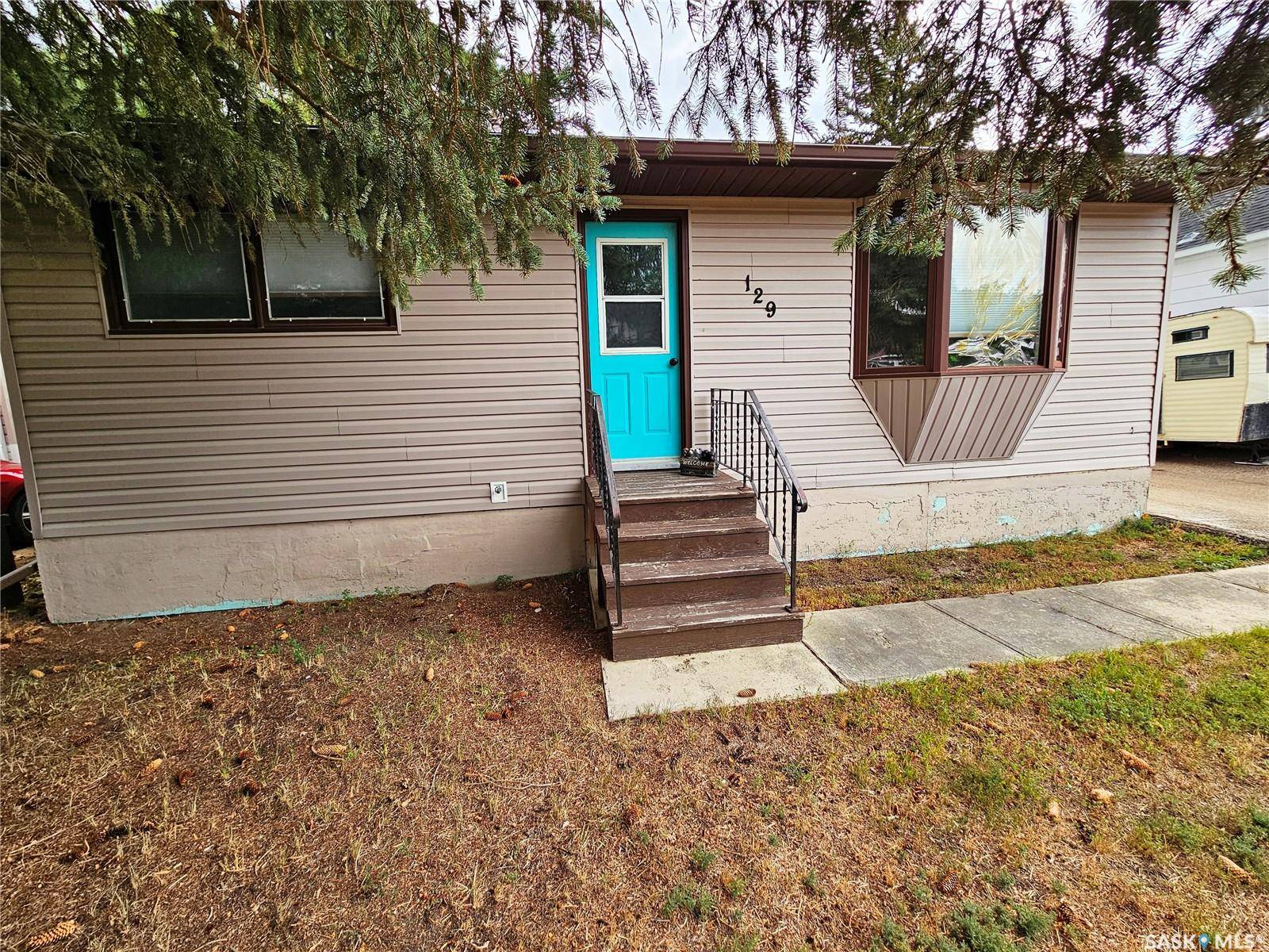 129 Birch AVENUE N, Eastend, SK S0N 0T0