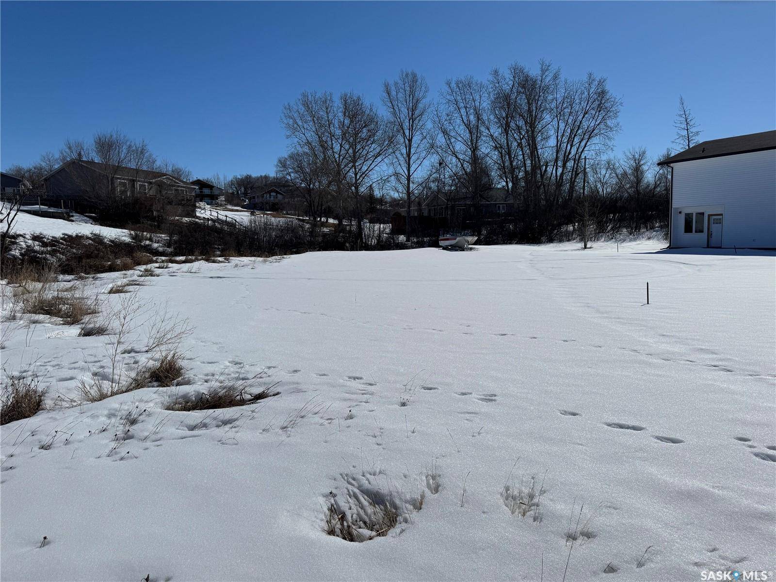 Saskatchewan Beach, SK S0G 4L0,417 Hillcrest AVENUE