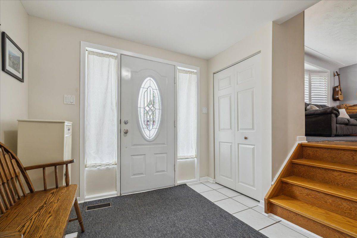 Burlington, ON L7L 4R1,355 Hampton Heath RD