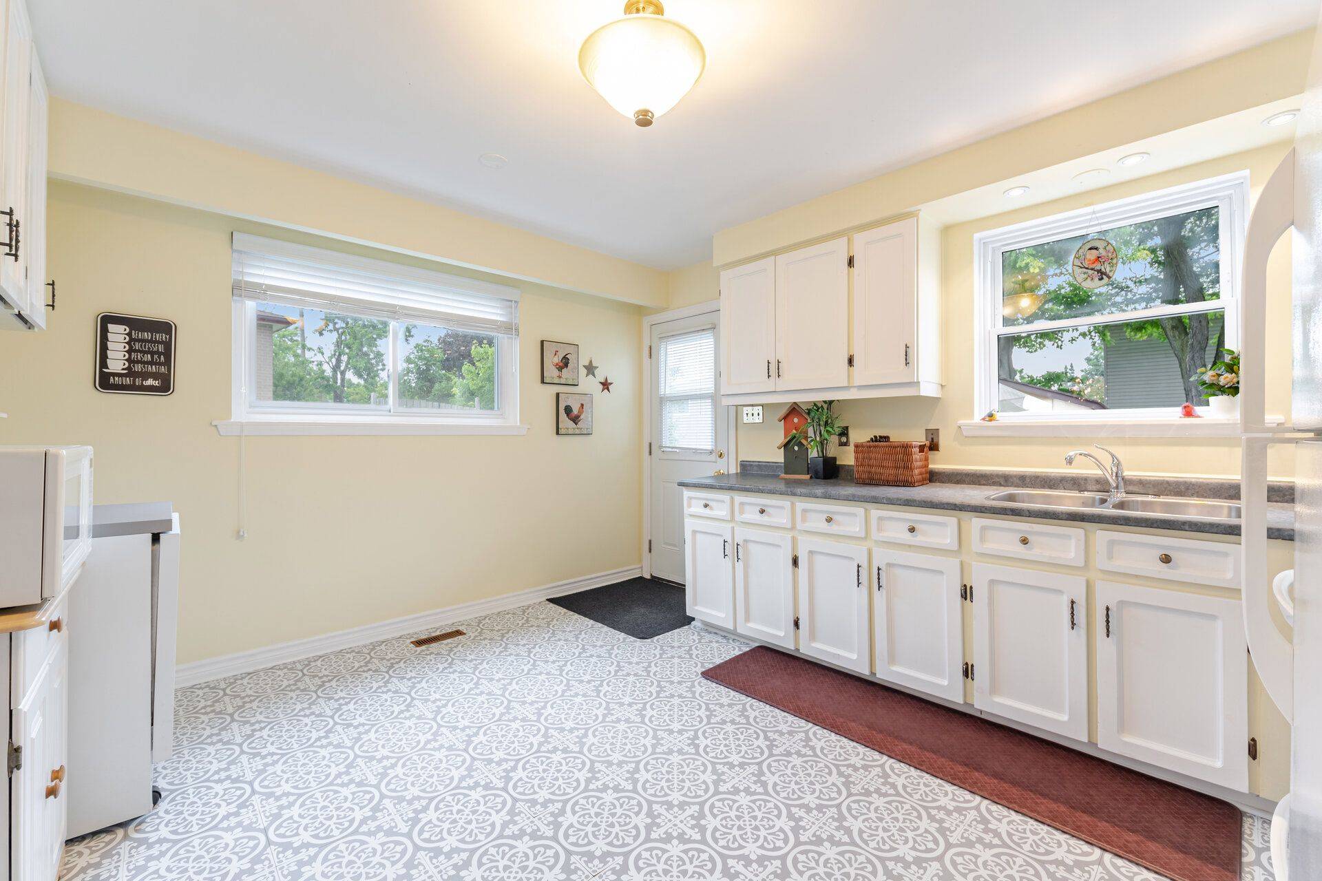 Brampton, ON L6T 1T2,5 Danesbury CRES
