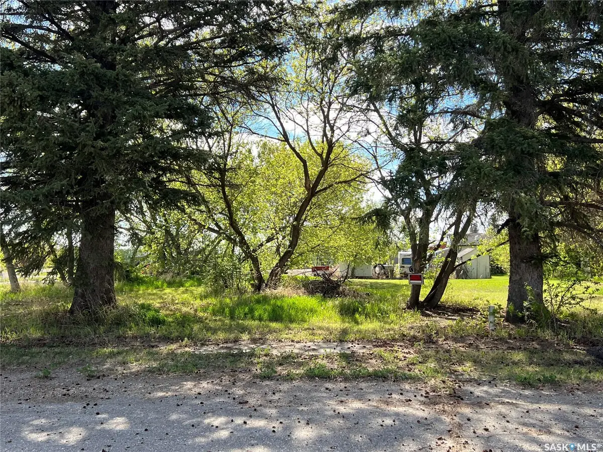 104-106 Main STREET, Yellow Creek, SK S0K 4M0