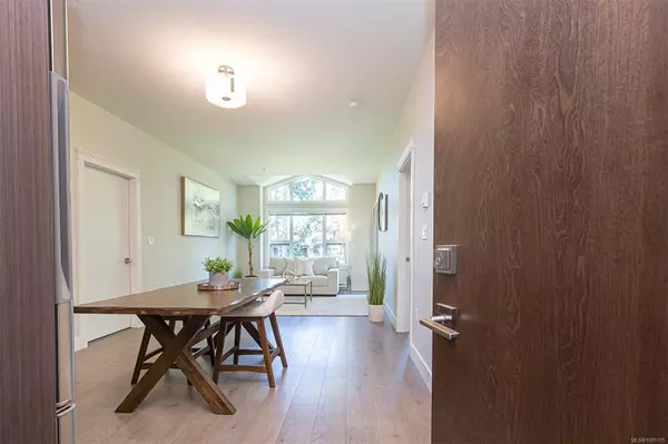 View Royal, BC V9B 0S8,1900 Watkiss Way #406