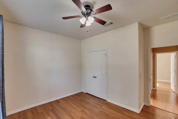 Grand Prairie, TX 75054,2816 S Serrano