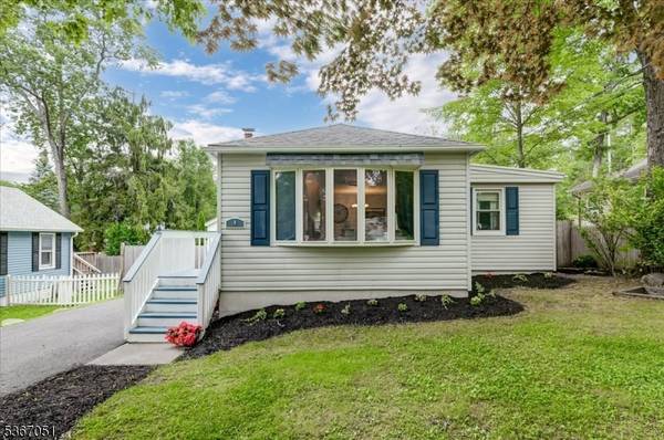 4 Rumson Ct, West Milford Twp., NJ 07421