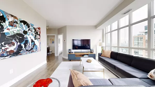 Toronto C01, ON M6K 3R3,75 East Liberty ST #2203