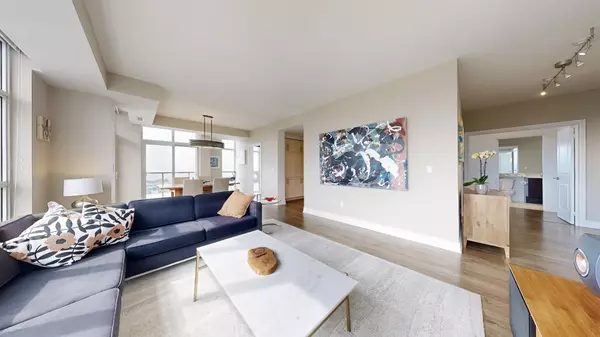 Toronto C01, ON M6K 3R3,75 East Liberty ST #2203