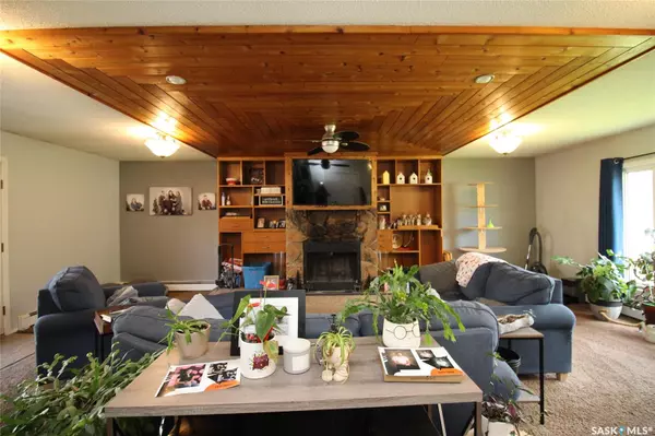 Shaunavon, SK S0N 2M0,405 4th AVENUE E