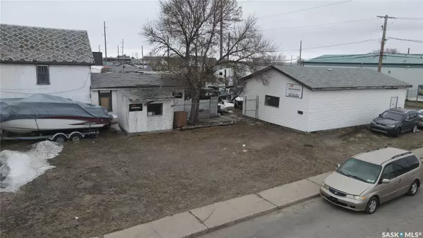 602-606 Dewdney AVENUE, Regina, SK S4N 0G3