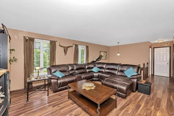 South Stormont, ON K0C 2A0,17372 Cameron RD