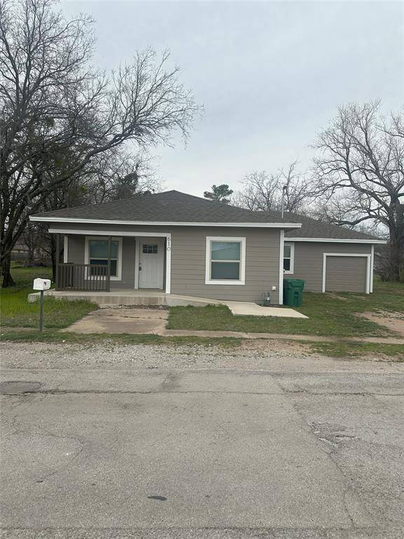 610 N Mason Street, Bowie, TX 76230