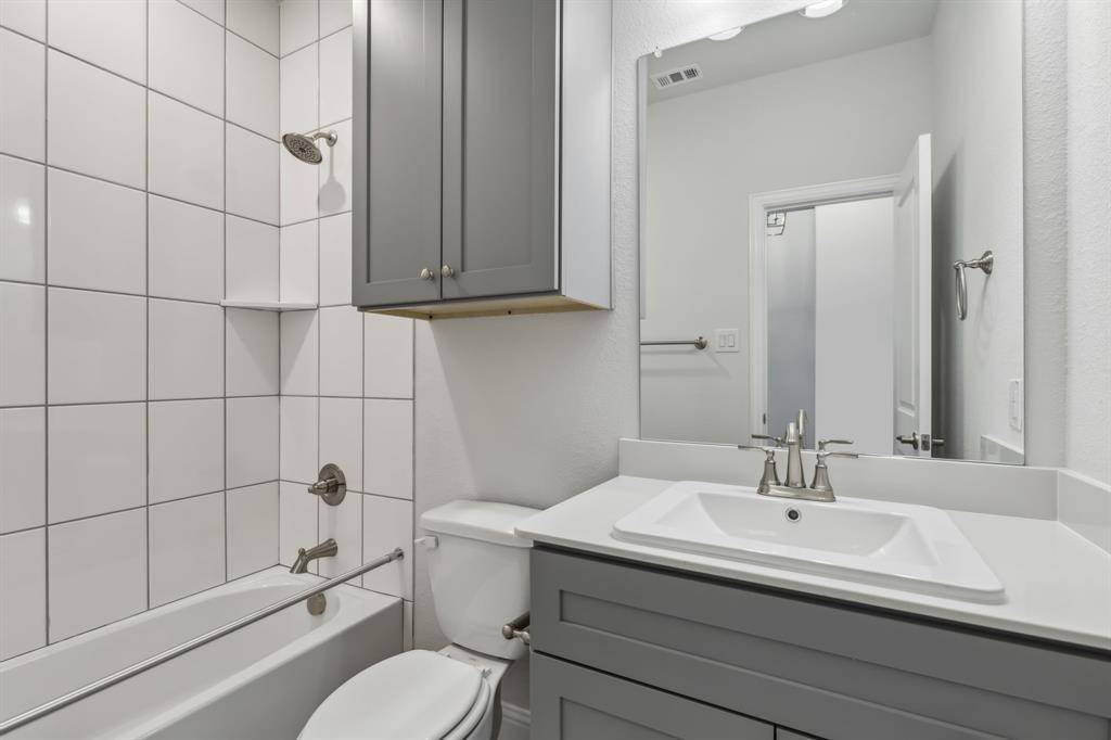 Fort Worth, TX 76036,10324 Lenten Rose Street