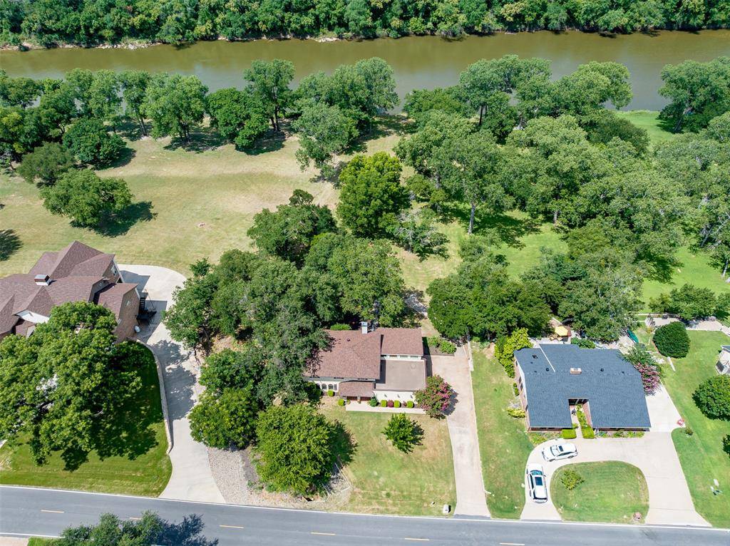 9304 Bellechase Road, Granbury, TX 76049
