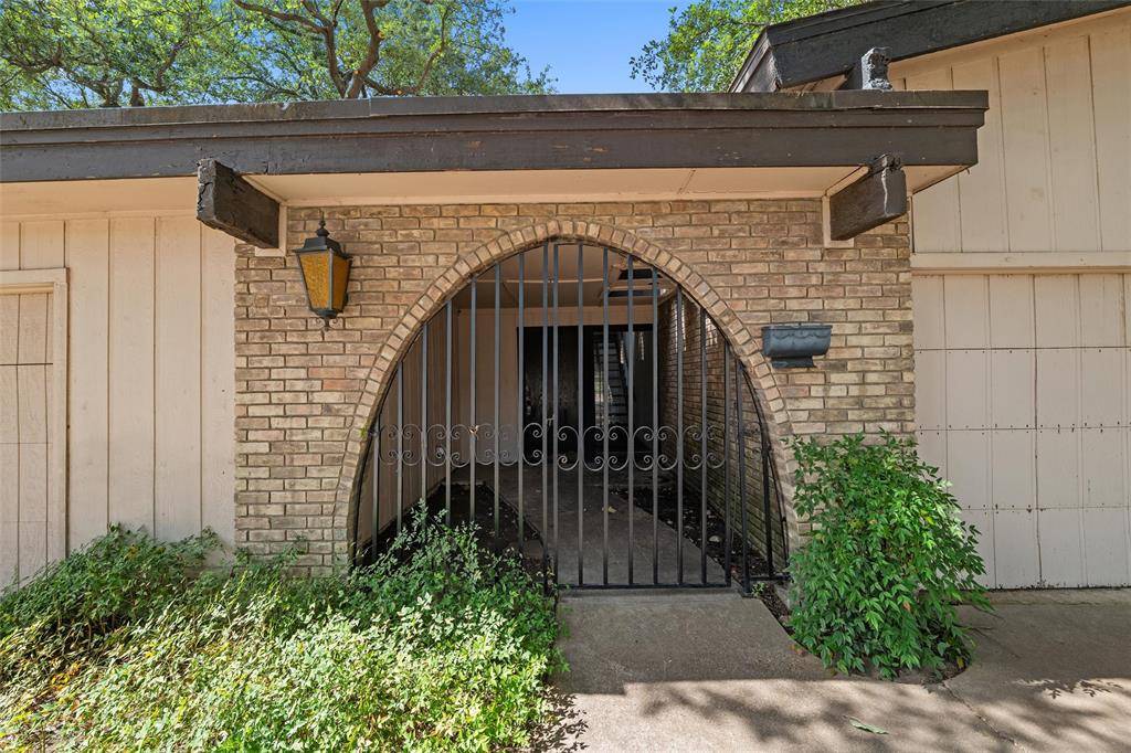 University Park, TX 75225,3837 Northwest Parkway