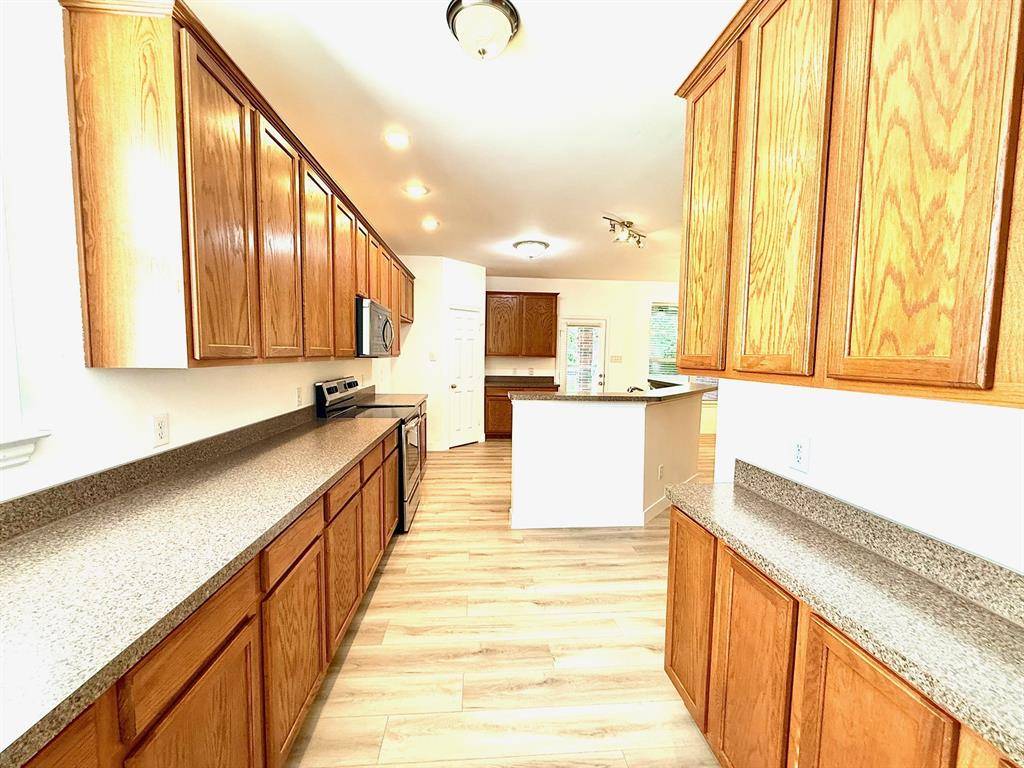 Greenville, TX 75402,138 Lipan Street