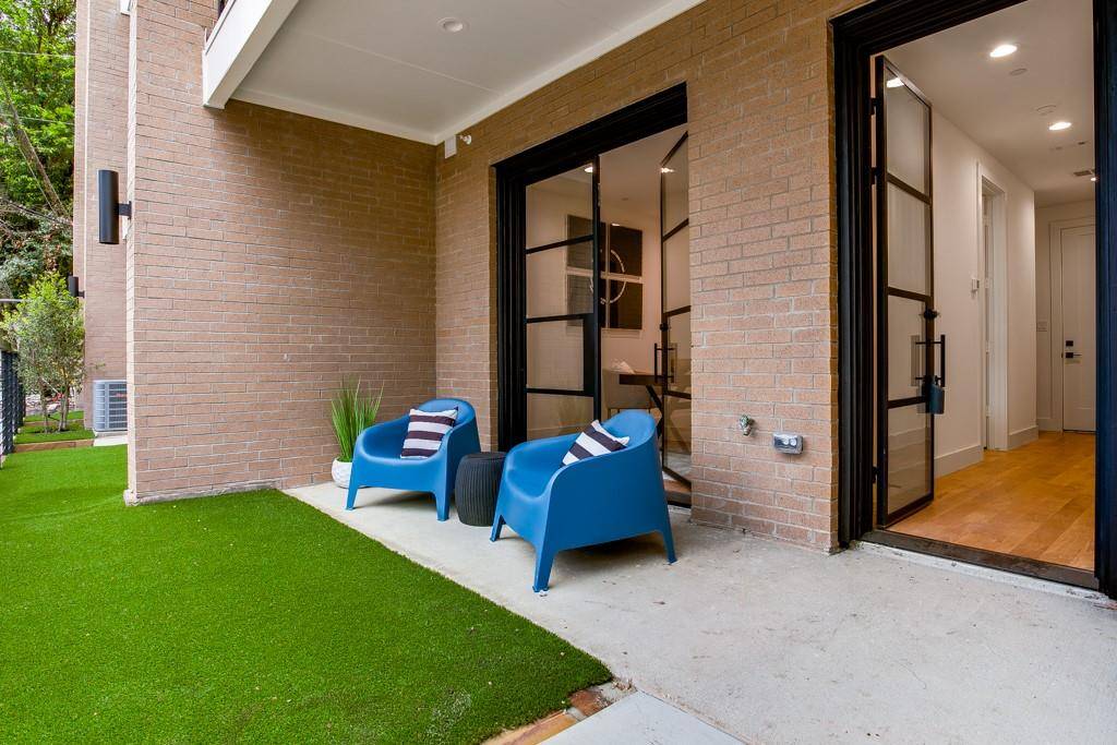 805 Pavillon Street #108, Dallas, TX 75204