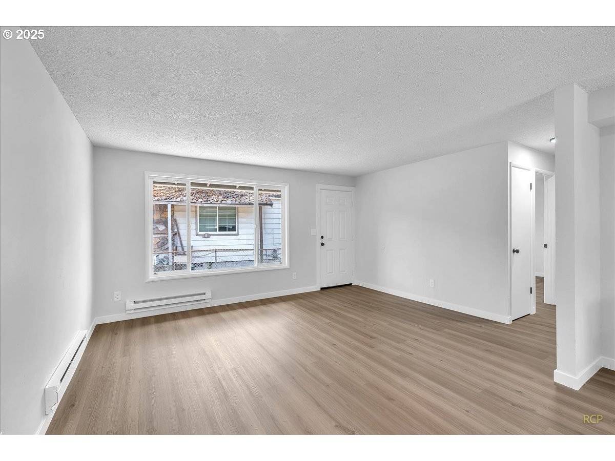 Longview, WA 98632,221 28TH AVE