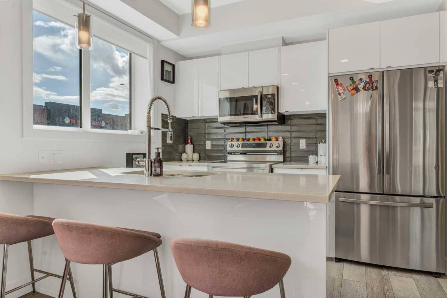 Calgary, AB T3J 2H8,10060 46 ST Northeast #512
