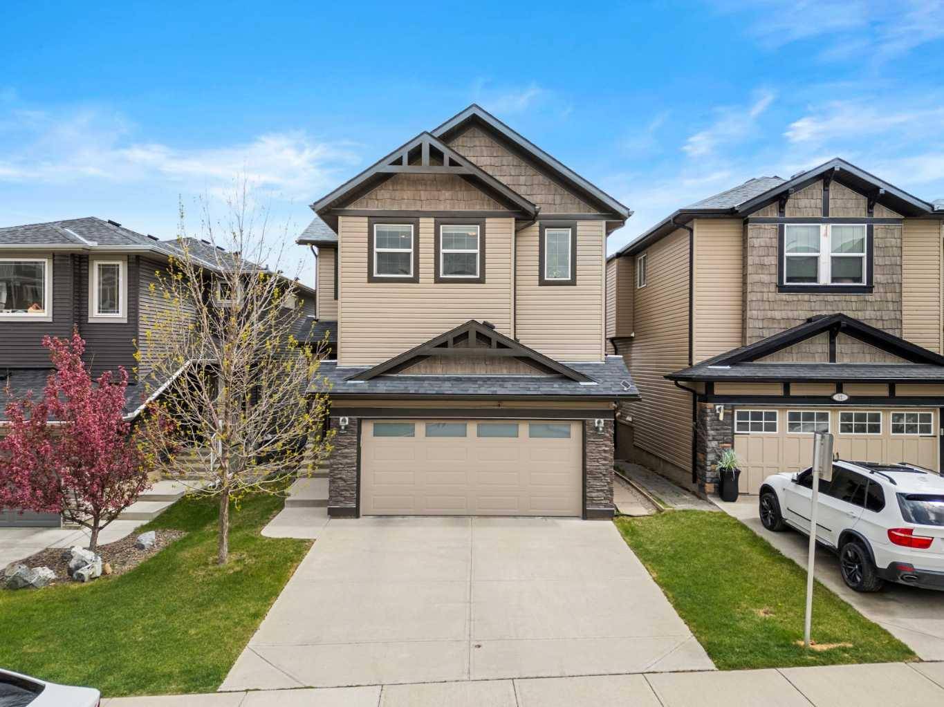 16 Sage Bank WAY Northwest, Calgary, AB T3R 0K7