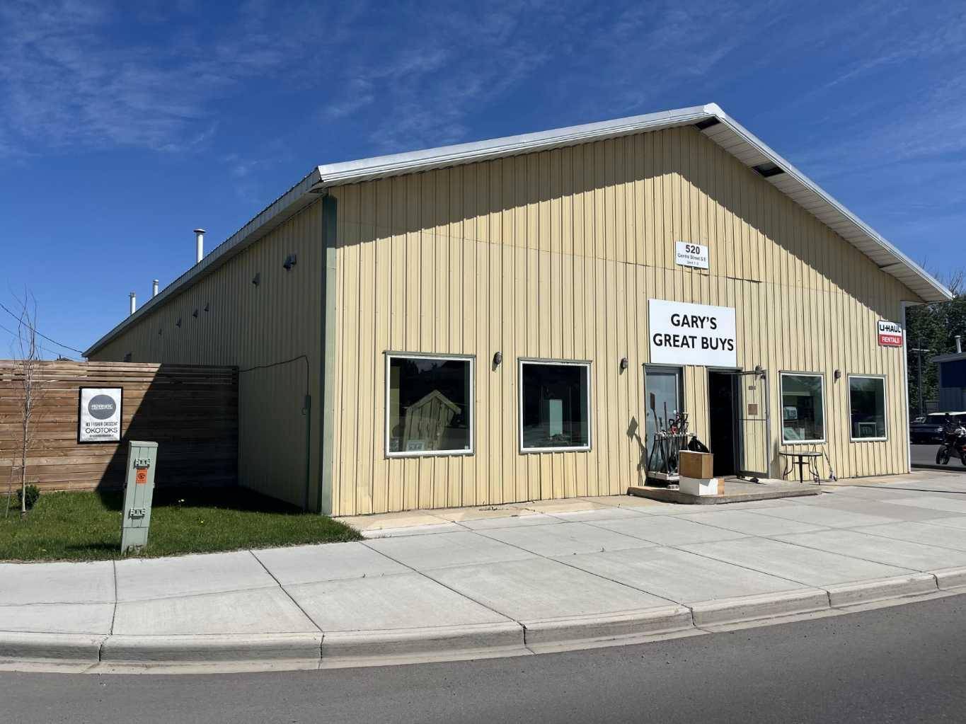 High River, AB T1V 1G1,520 Centre ST Southeast