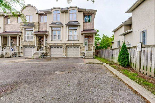 9205 Bathurst ST #11, Richmond Hill, ON L4C 0V9