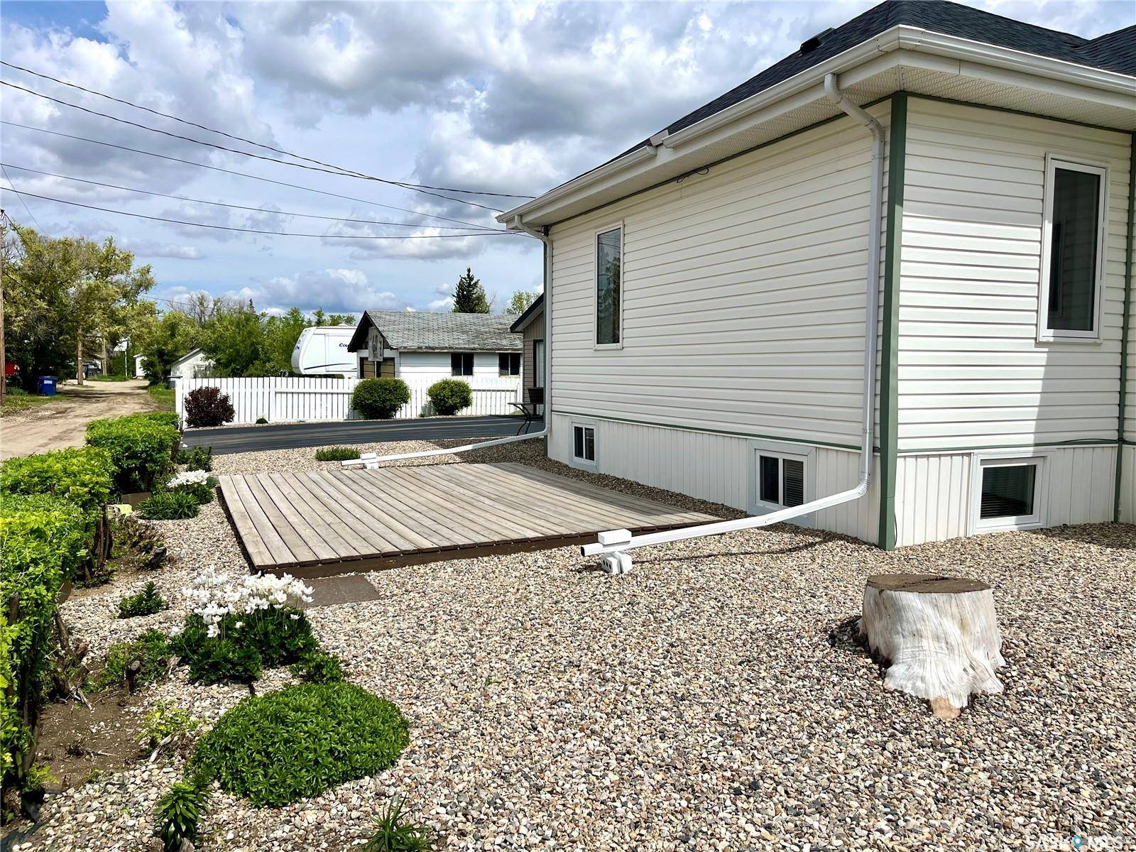 Kyle, SK S0L 1T0,305 1st AVENUE E