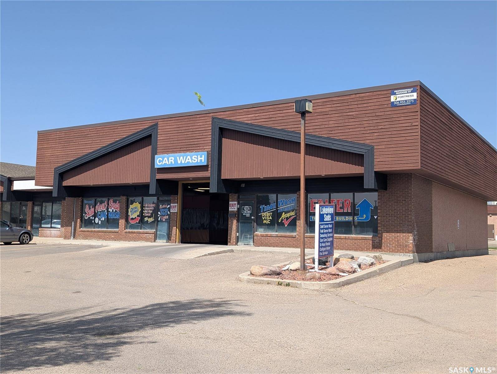1945 McKercher DRIVE #17, Saskatoon, SK S7J 4M4
