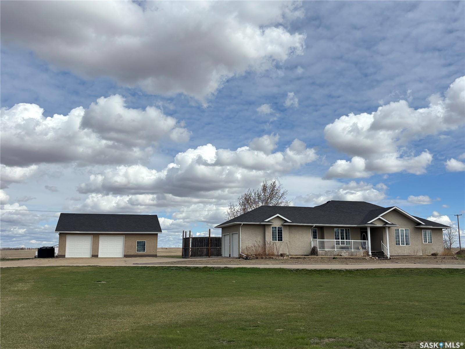 801 13th AVENUE E, Kindersley, SK S0L 1S0
