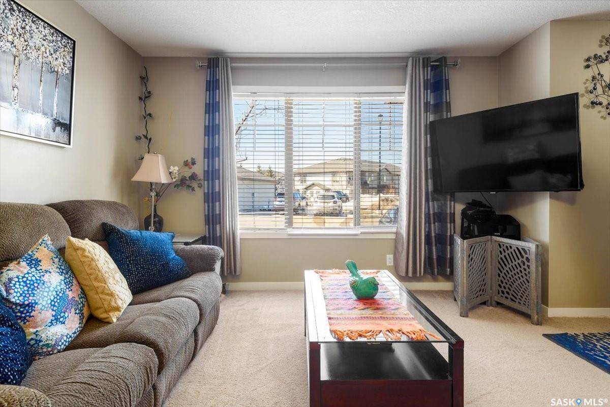 Regina, SK S4W 0B9,5079 James Hill ROAD #173