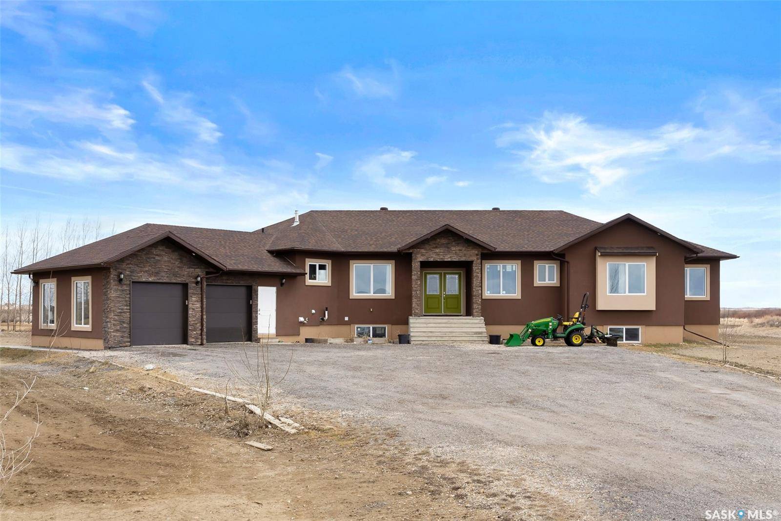 142 Rock Pointe CRESCENT, Pilot Butte, SK S0G 3Z0