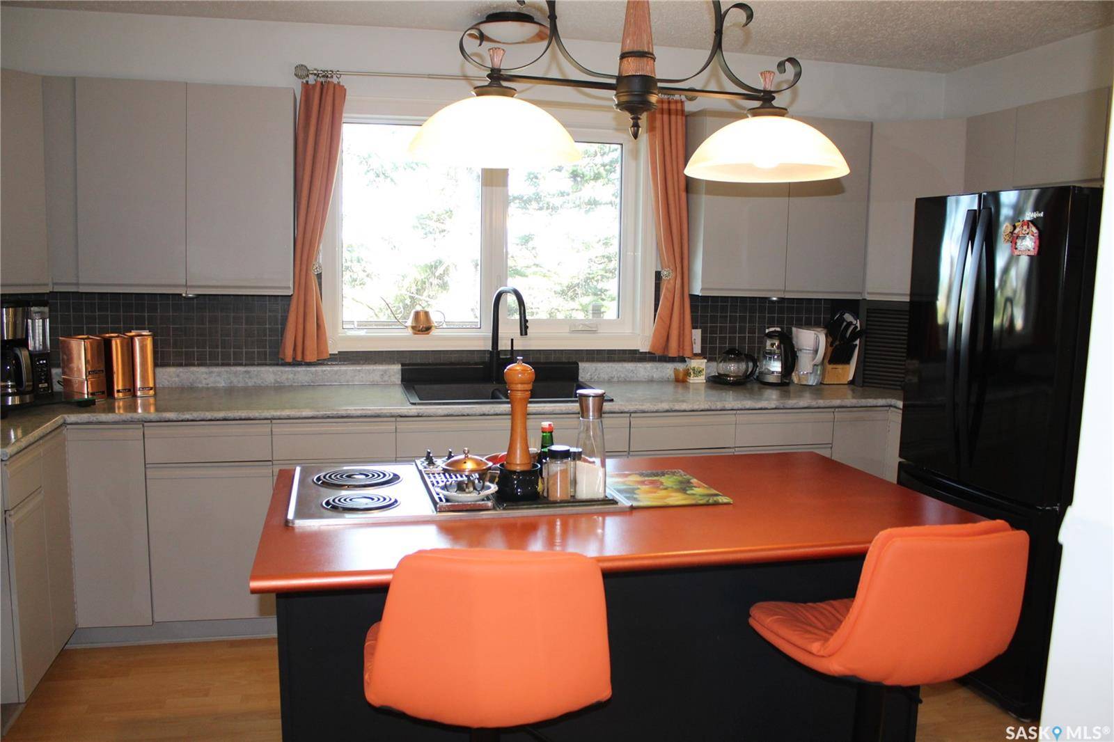 Wilkie, SK S0K 4W0,412 7th AVENUE W