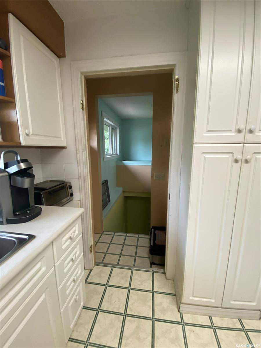 Weyburn, SK S4H 1H3,236 10th STREET NE