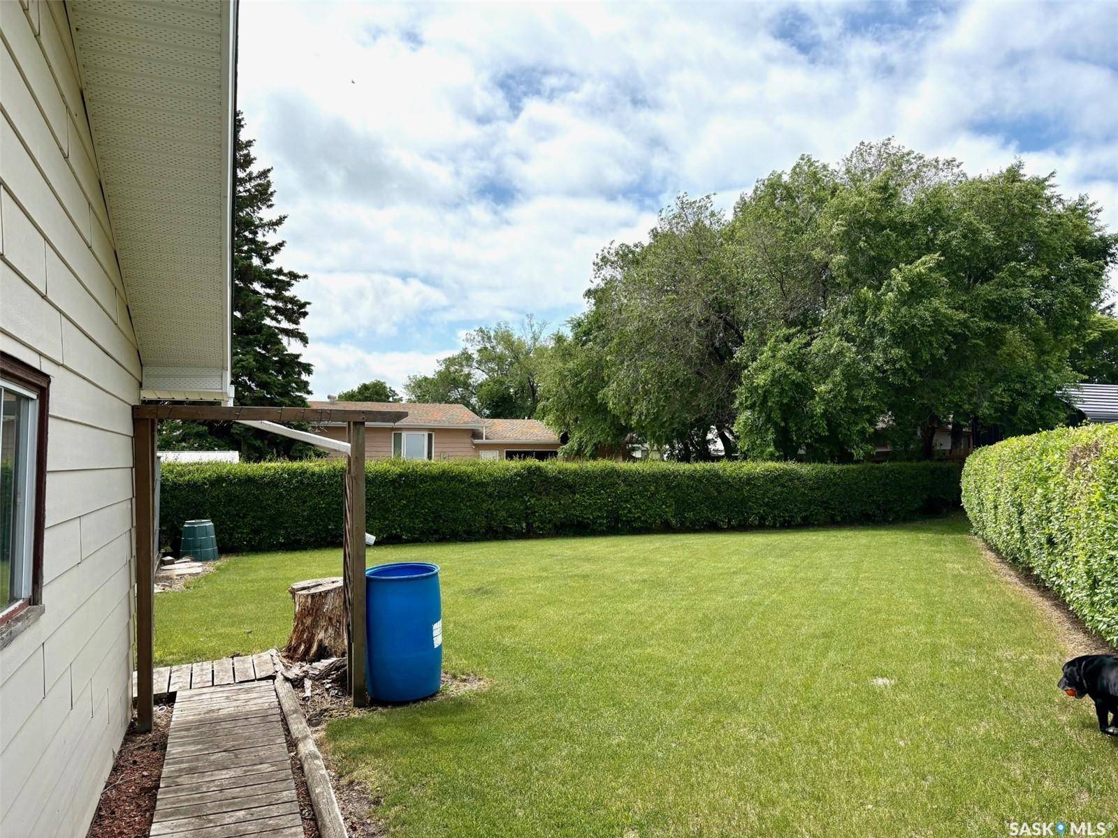 Esterhazy, SK S0A 0X0,506 Grant BAY