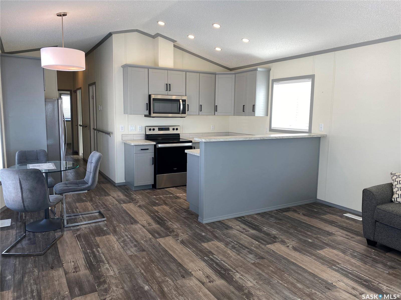 Blucher Rm No. 343, SK S7B 0A4,79 Mulberry ROAD