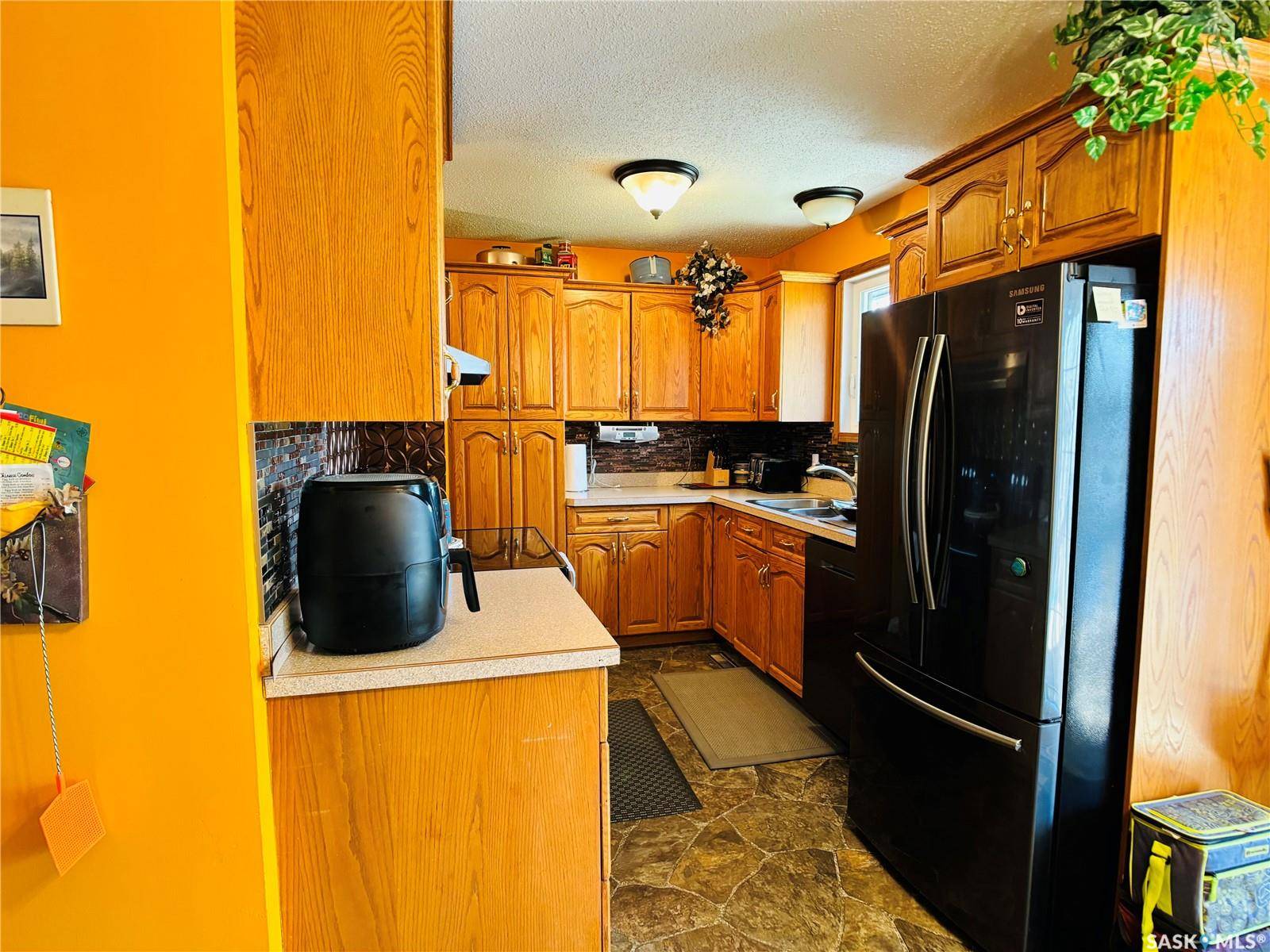 Estevan, SK S4A 2C5,226 Spruce DRIVE